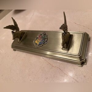 Harry Potter wand stand